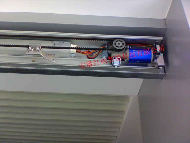 自动门施工安装图，松下H3电机马达为蓝色！