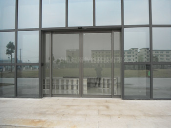 松下型材自动感应门