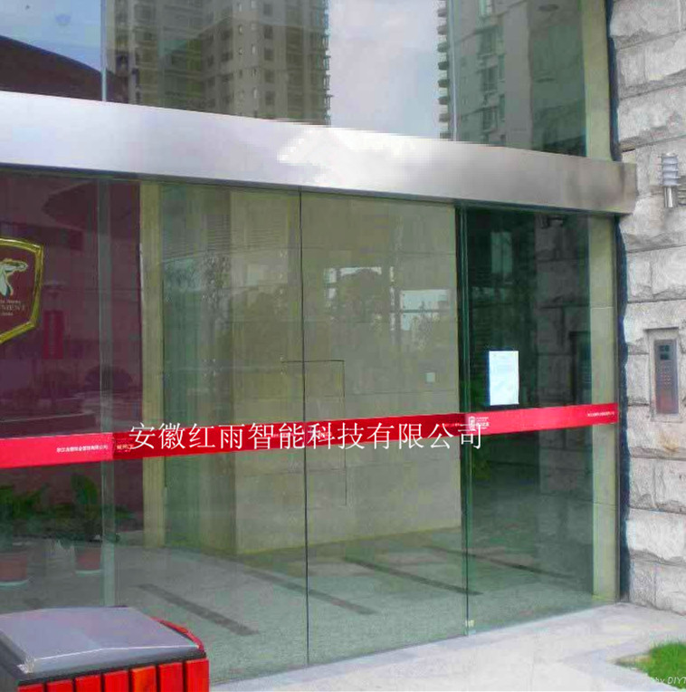 自动玻璃门配备门禁楼宇对讲系统