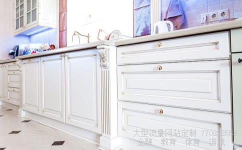 强力胶怎么去除-的适用范围有哪些玻璃胶怎么去除请问怎么去除地板上的胶