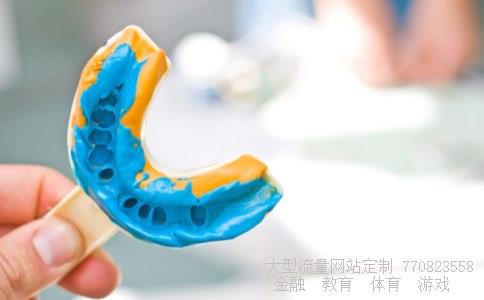 造型门-家用酒柜造型有哪些请问怎样选择楼梯造型-吊顶造型有哪几种呢