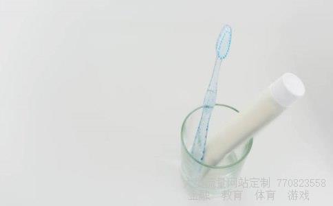 塌塌米-请问塌塌米与沙发打怎样的高度好看又事用