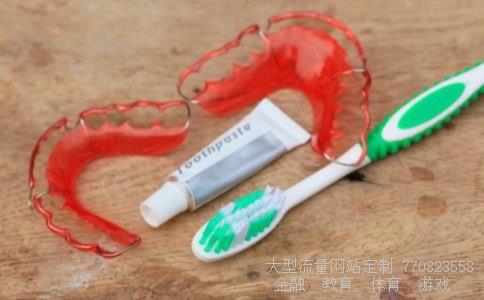 枕头多高-婴儿枕头多高合适请问枕头高度一般是多少合适