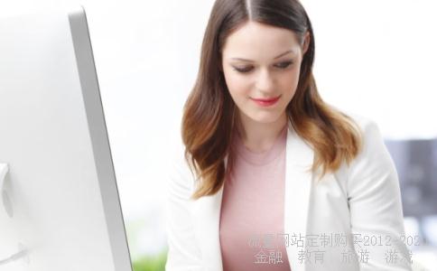 那个六一儿童节的那个英语贺卡怎么写，我不会写嗯你们大家能不能教我一下用英语写哦。