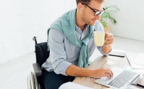 五月你好藏头诗