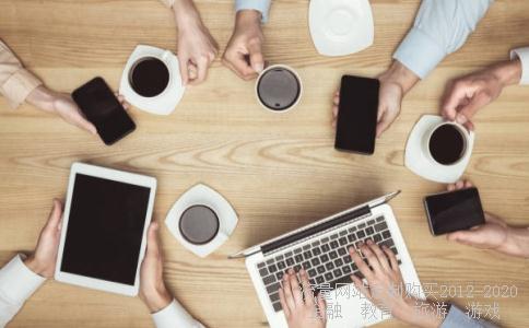 大班美术公开课教案：新年里的开心事