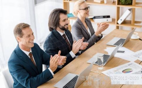 “哀怨托离骚，声而独开诗赋立;孤忠报楚国，余风波及汉湘人”指谁?