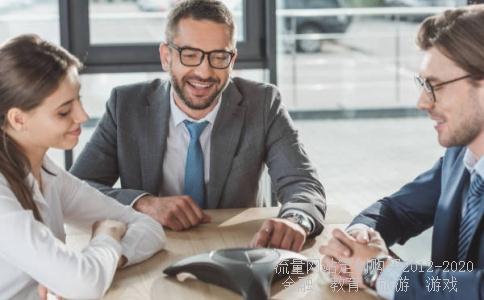 请问现在农村自建房成本预算，如修200平小二楼，砖混结构，清水房，求详细报价，谢谢!